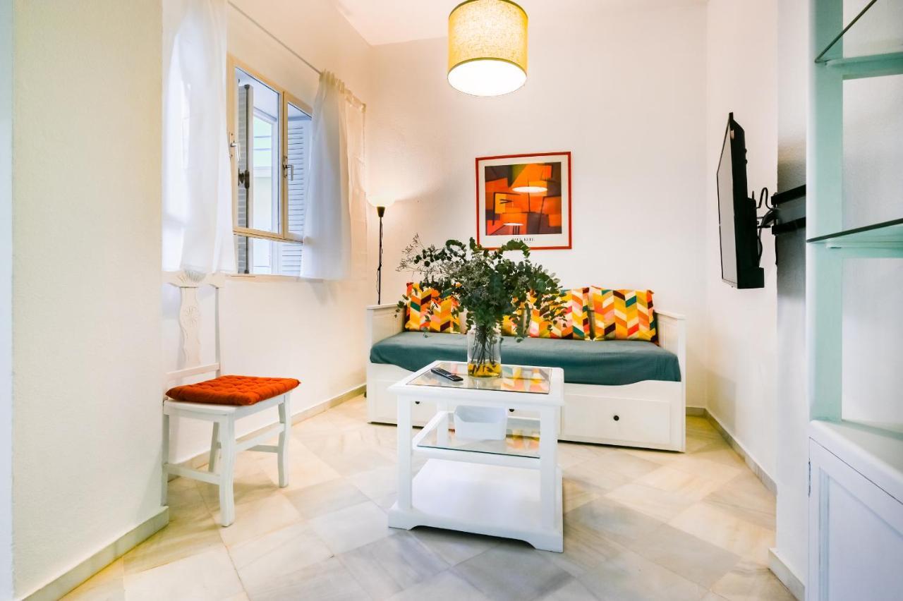 Anfitrion Sevilla 4 Екстер'єр фото